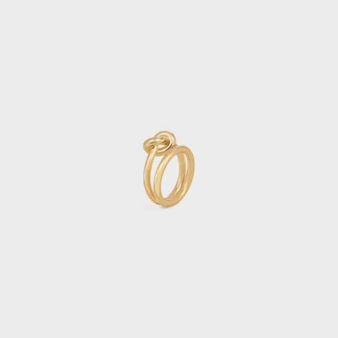 Anillo doble Knot en latón con acabado dorado Anillo doble Knot en latón con acabado dorado