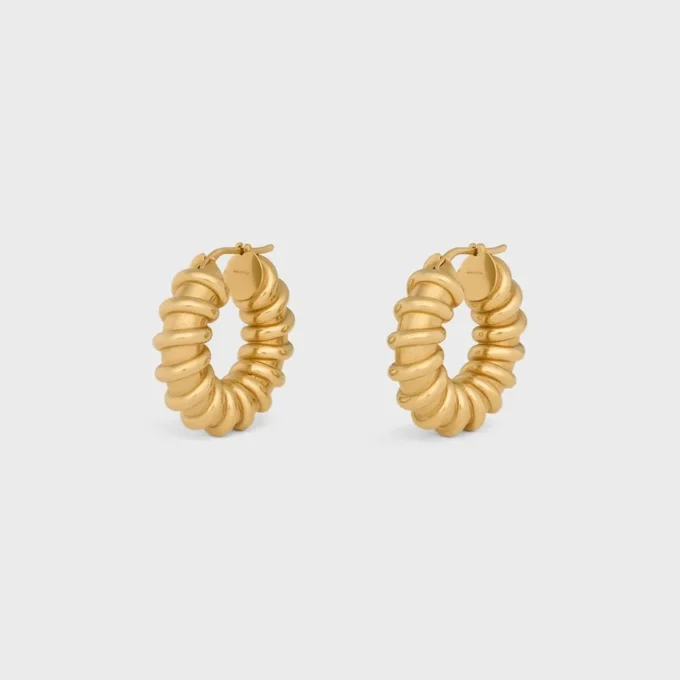 Aros CELINE Dafila Torsade en latón con acabado dorado Aros CELINE Dafila Torsade en latón con acabado dorado