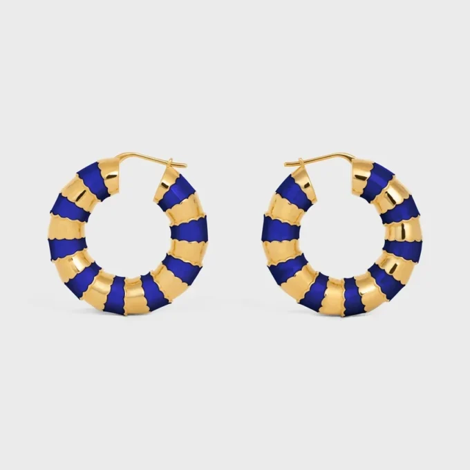 Aros esmerilados en esmalte y latón con acabado dorado Aros esmerilados en esmalte y latón con acabado dorado