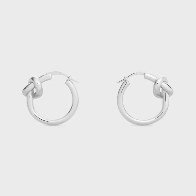 Aros pequeños Knot en latón con acabado de rodio Aros pequeños Knot en latón con acabado de rodio
