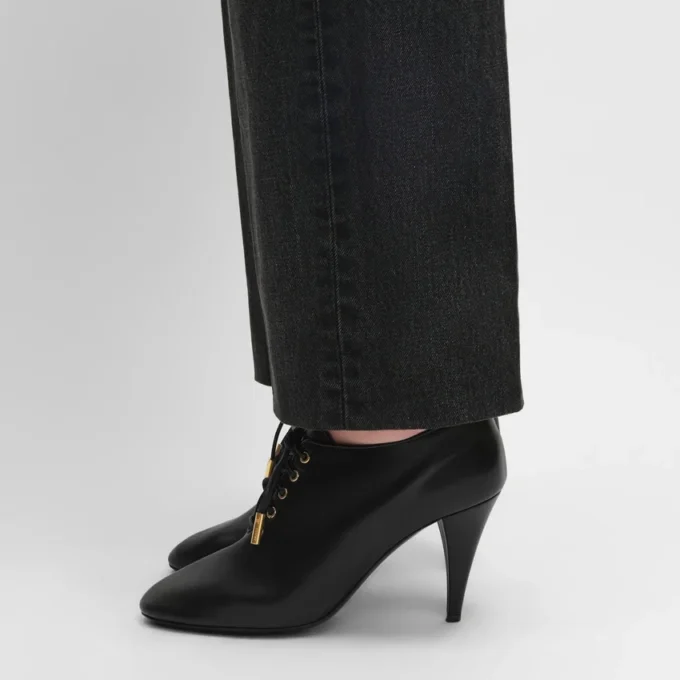Bailarinas de tacón con cordones Oxford suaves en piel de becerro – Curtido vegetal