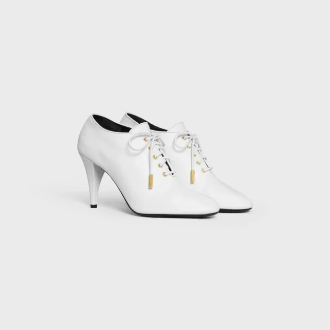 Bailarinas de tacón con cordones Oxford suaves en piel de becerro – Curtido vegetal