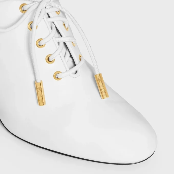 Bailarinas de tacón con cordones Oxford suaves en piel de becerro – Curtido vegetal