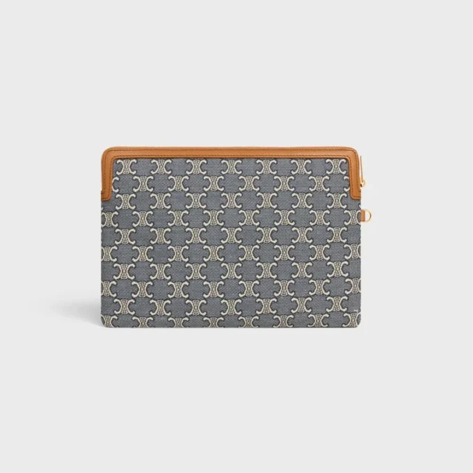 Bolsita con correa en Cuir Triomphe con estampado integral Jacquard Triomphe Bolsita con correa en Cuir Triomphe con estampado integral Jacquard Triomphe