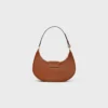 Bolso Ava Triomphe mediano en piel de becerro lisa Bolso Ava Triomphe mediano en piel de becerro lisa