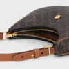 Bolso Ava Triomphe mediano en Triomphe Canvas y piel de becerro Bolso Ava Triomphe mediano en Triomphe Canvas y piel de becerro