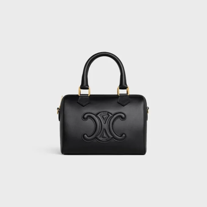 Bolso Boston pequeño en piel de becerro lisa Bolso Boston pequeño en piel de becerro lisa