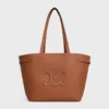 Bolso Cabas AnaïS Cuir Triomphe mediano en piel de becerro granulada Bolso Cabas AnaïS Cuir Triomphe mediano en piel de becerro granulada
