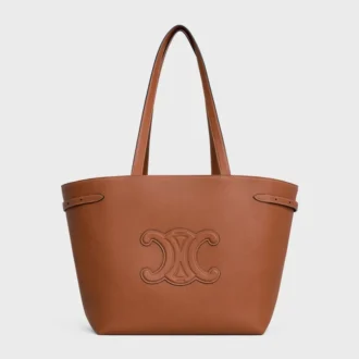 Bolso Cabas AnaïS Cuir Triomphe mediano en piel de becerro granulada
