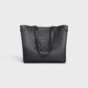 Bolso Cabas AnaïS Cuir Triomphe mediano en piel de becerro granulada Bolso Cabas AnaïS Cuir Triomphe mediano en piel de becerro granulada
