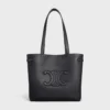 Bolso Cabas AnaïS Cuir Triomphe mediano en piel de becerro granulada Bolso Cabas AnaïS Cuir Triomphe mediano en piel de becerro granulada