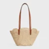 Bolso CELINE Classic Panier pequeño trenzado Triomphe en rafia y piel de becerro