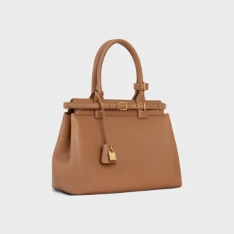 Bolso CELINE Conti en piel de becerro granulada flexible Bolso CELINE Conti en piel de becerro granulada flexible