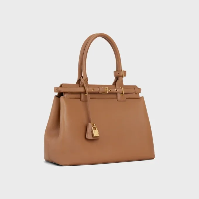 Bolso CELINE Conti en piel de becerro granulada flexible