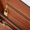 Bolso CELINE Conti en piel de becerro granulada flexible Bolso CELINE Conti en piel de becerro granulada flexible