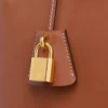 Bolso Celine Conti para Teen en piel de becerro natural Bolso Celine Conti para Teen en piel de becerro natural