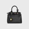 Bolso Celine Conti Teen en piel de becerro granulada flexible Bolso Celine Conti Teen en piel de becerro granulada flexible