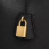 Bolso Celine Conti Teen en piel de becerro granulada flexible Bolso Celine Conti Teen en piel de becerro granulada flexible