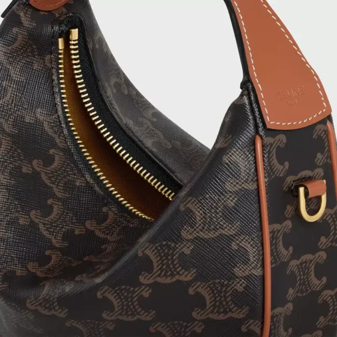 Bolso Celine Lulu para adolescentes en Triomphe Canvas y piel de becerro Bolso Celine Lulu para adolescentes en Triomphe Canvas y piel de becerro
