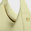 Bolso Celine Lulu para Teen en piel de becerro granulada Bolso Celine Lulu para Teen en piel de becerro granulada