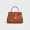 Bolso Classique 16 en piel de becerro natural Bolso Classique 16 en piel de becerro natural