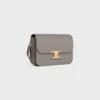 Bolso Classique Triomphe en piel de becerro brillante Bolso Classique Triomphe en piel de becerro brillante
