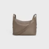 Bolso cruzado Harry en piel de becerro granulada Bolso cruzado Harry en piel de becerro granulada
