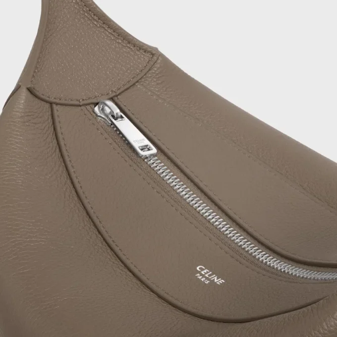 Bolso cruzado Harry en piel de becerro granulada Bolso cruzado Harry en piel de becerro granulada