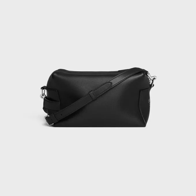 Bolso cruzado Take Away en piel de becerro lisa Bolso cruzado Take Away en piel de becerro lisa