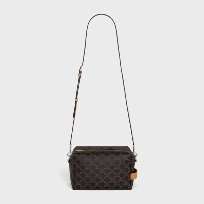 Bolso cruzado Take Away en Triomphe Canvas y piel de becerro