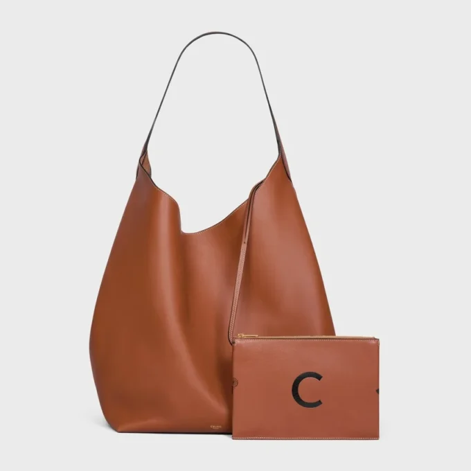 Bolso Hobo grande en piel de becerro natural flexible