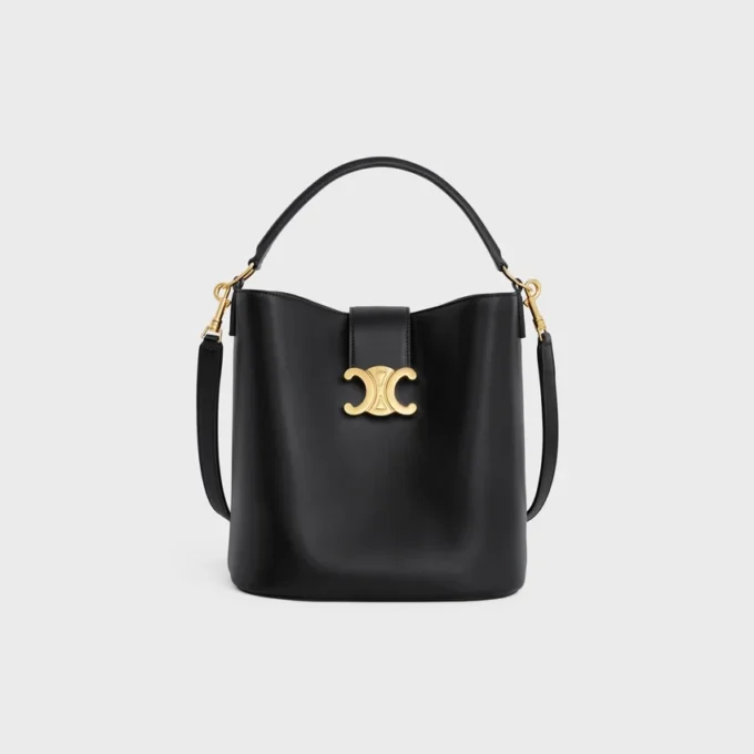 Bolso Louise mediano tipo cubo en piel de becerro lisa