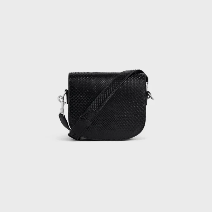 Bolso pequeño Besace con correa Triomphe en piel de pitón Bolso pequeño Besace con correa Triomphe en piel de pitón
