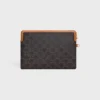 Bolso pequeño con correa Cuir Triomphe en Triomphe Canvas y piel de becerro Bolso pequeño con correa Cuir Triomphe en Triomphe Canvas y piel de becerro