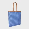 Bolso shopper grande y plano en Triomphe Canvas Bolso shopper grande y plano en Triomphe Canvas