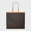Bolso shopper grande y plano en Triomphe Canvas
