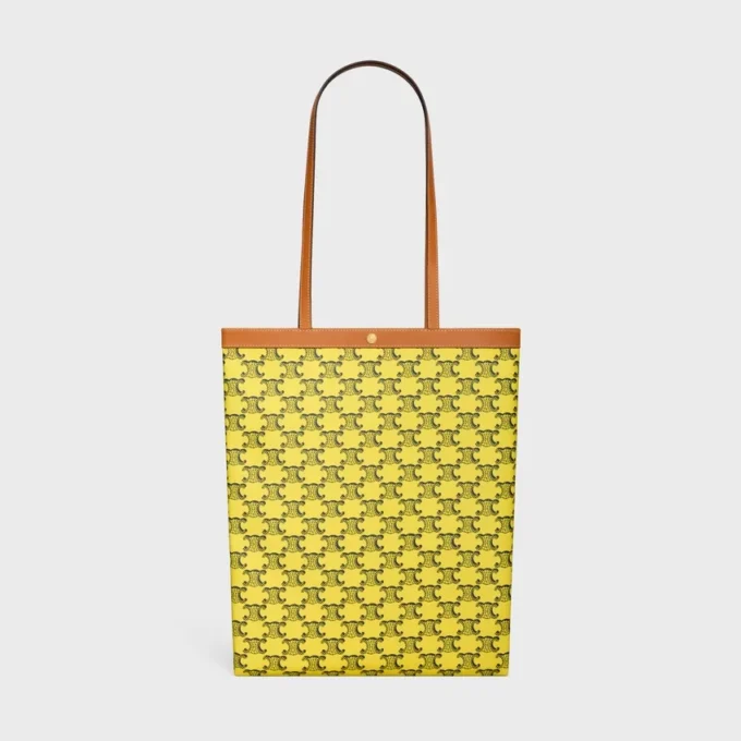 Bolso shopper plano mediano en Triomphe Canvas