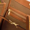 Bolso shopper plano mediano en Triomphe Canvas