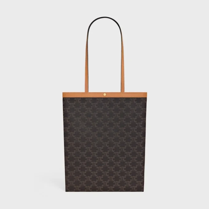 Bolso shopper plano mediano en Triomphe Canvas