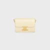 Bolso Teen Triomphe en piel de becerro brillante Bolso Teen Triomphe en piel de becerro brillante