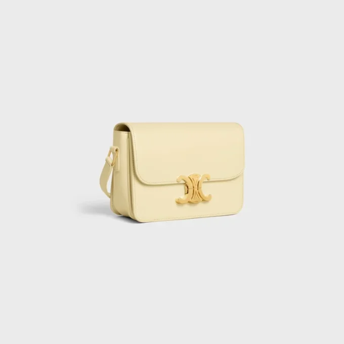 Bolso Teen Triomphe en piel de becerro brillante Bolso Teen Triomphe en piel de becerro brillante