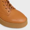 Bota con cordones Austin en piel de becerro brillante Bota con cordones Austin en piel de becerro brillante