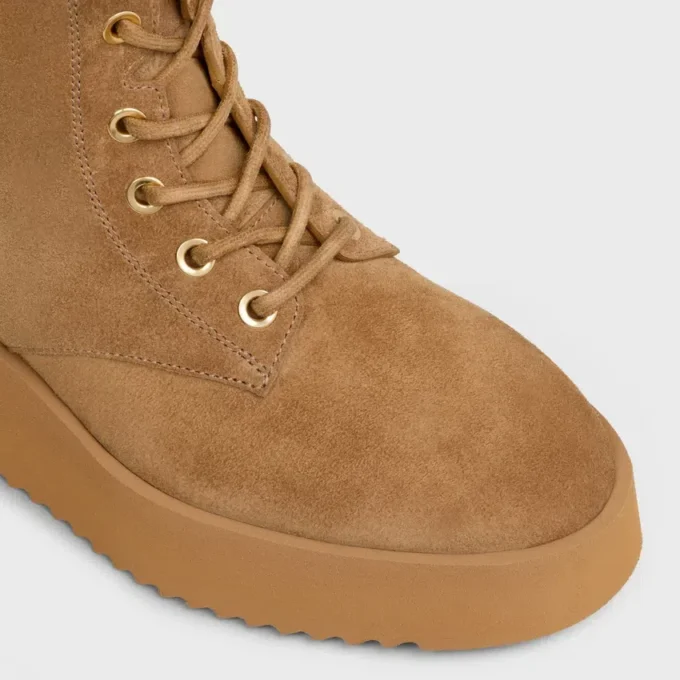 Bota con cordones Austin en piel de becerro de gamuza y piel de oveja