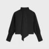 Camisa corta con cuello lavallière en sarga de seda Camisa corta con cuello lavallière en sarga de seda