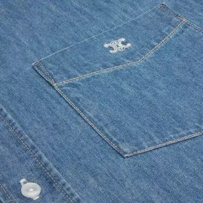 Camisa de manga corta en denim de algodón Camisa de manga corta en denim de algodón