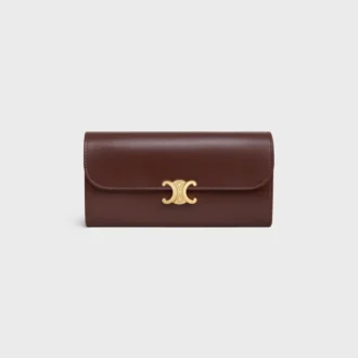 Cartera grande Triomphe en piel de becerro brillante Cartera grande Triomphe en piel de becerro brillante
