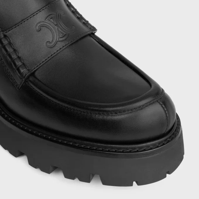 CELINE Triomphe – Mocasín de piel de becerro curtida al vegetal y piel de becerro