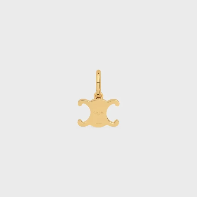 Charms Triomphe en latón con acabado dorado Charms Triomphe en latón con acabado dorado