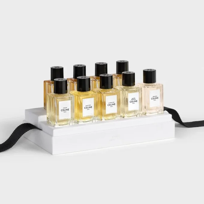 Cofre de miniaturas de eau de parfum 9 x 10 ml Cofre de miniaturas de eau de parfum 9 x 10 ml