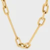 Collar con dijes de latón con acabado dorado Collar con dijes de latón con acabado dorado